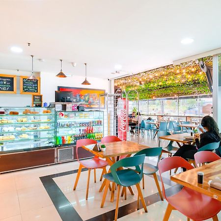 בוגוטה Hotel Parque 63 מראה חיצוני תמונה