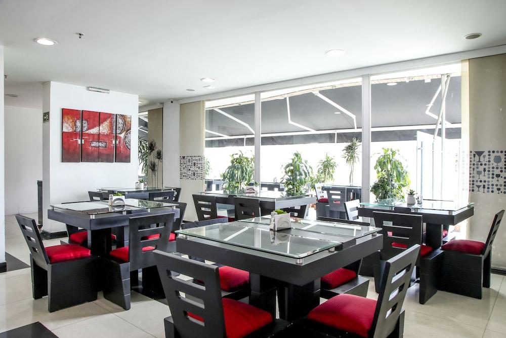 בוגוטה Hotel Parque 63 מראה חיצוני תמונה